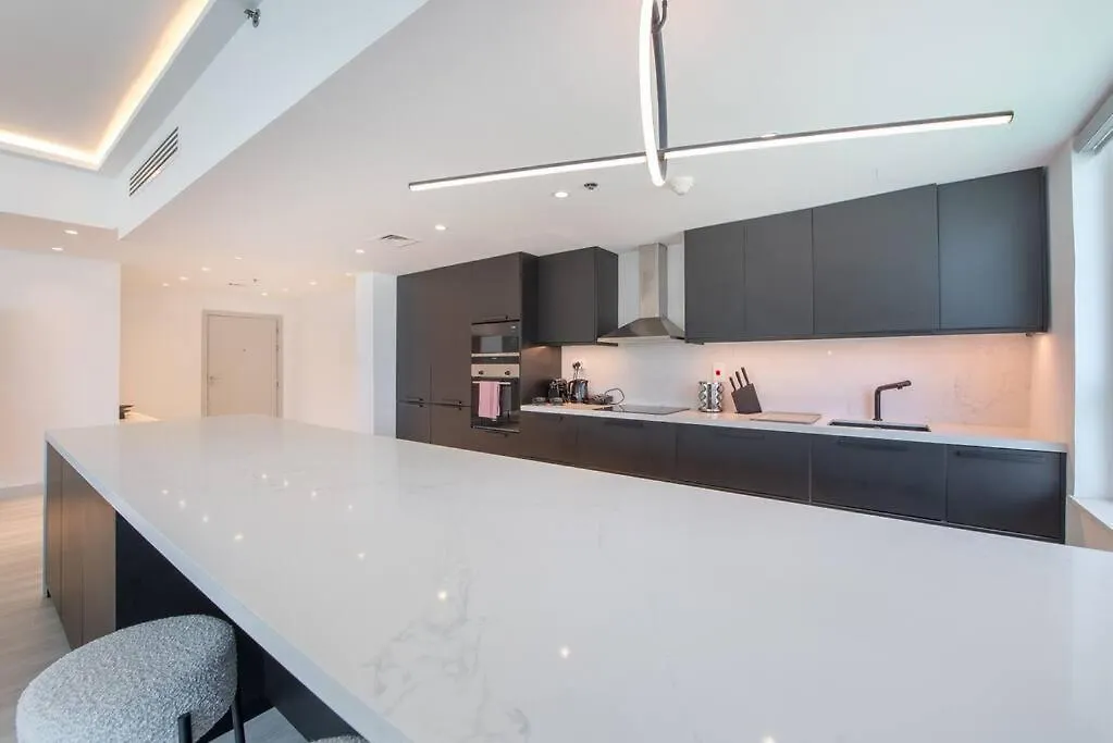 Astonishing 3Bdr In The Heart Of Dubai Marina 아파트